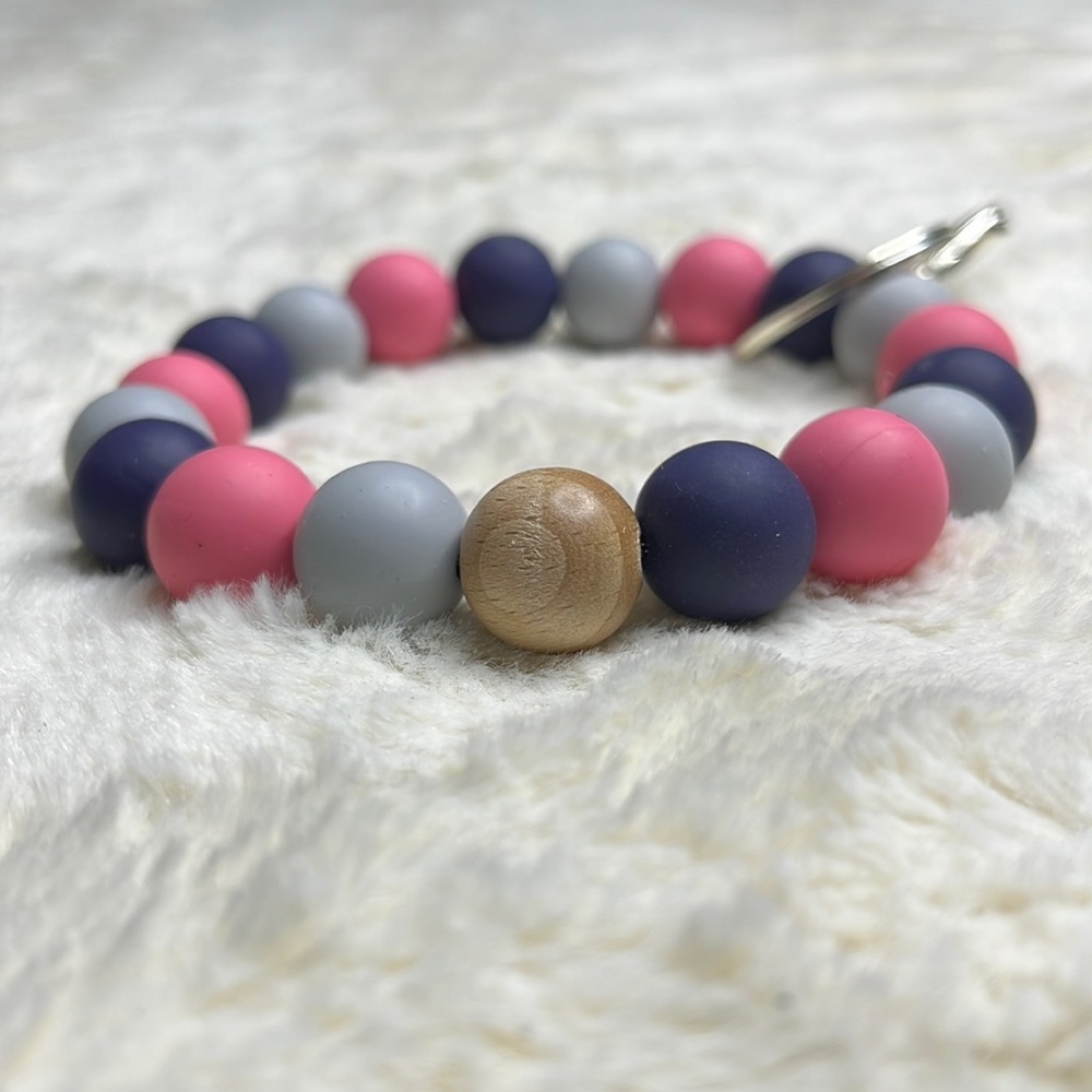 #196. Handmade Silicone bead wristlet. Made with bpa free 15mm silicone beads.